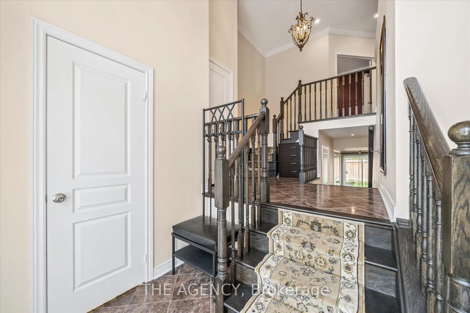 32 Timna Crescent photo 2