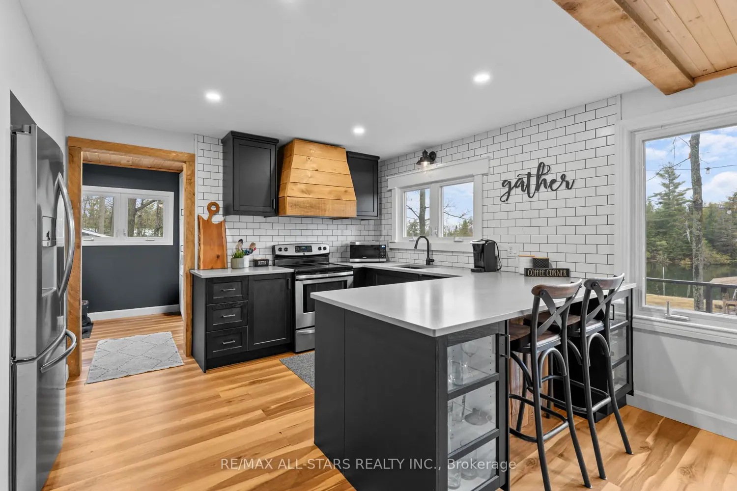 244 Deer Bay Reach Road photo 5