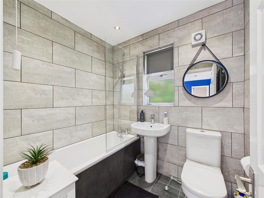 Additional image 22 of 4 bed detached house for saleBirch Close, Hessle HU13