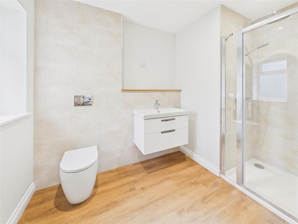 Additional image 29 of 4 bed town house for saleCliff Road, Hessle HU13