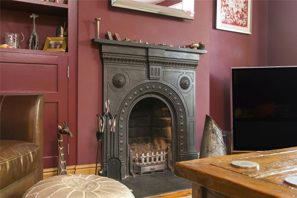 Additional image 8 of 5 bed detached house for saleNorthfield End, Henley-On-Thames, Oxfordshire RG9