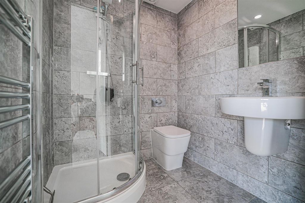 Additional image 16 of 3 bed flat for saleWaterhouse Street, Hemel Hempstead HP1