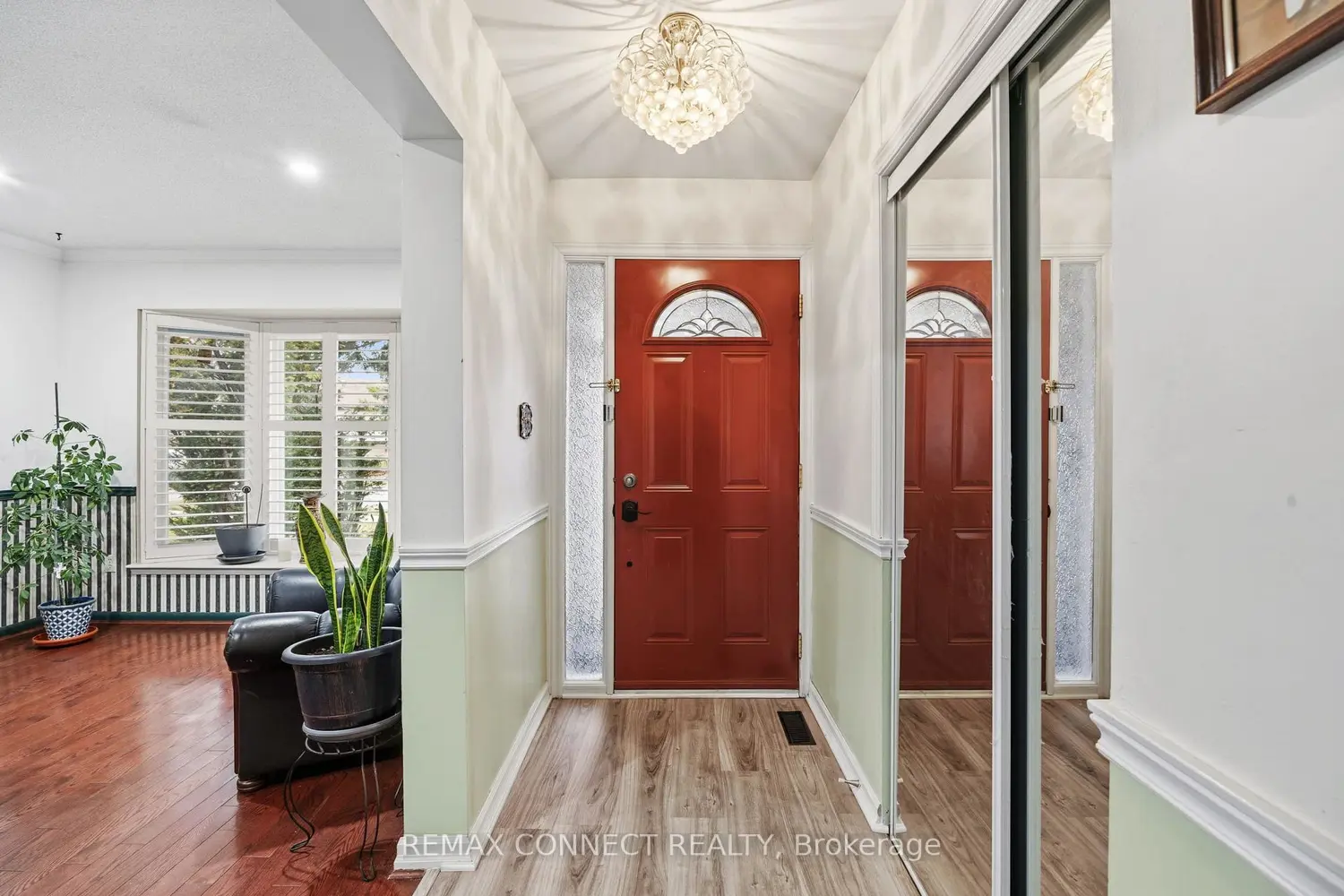 140 Placentia Boulevard photo 3