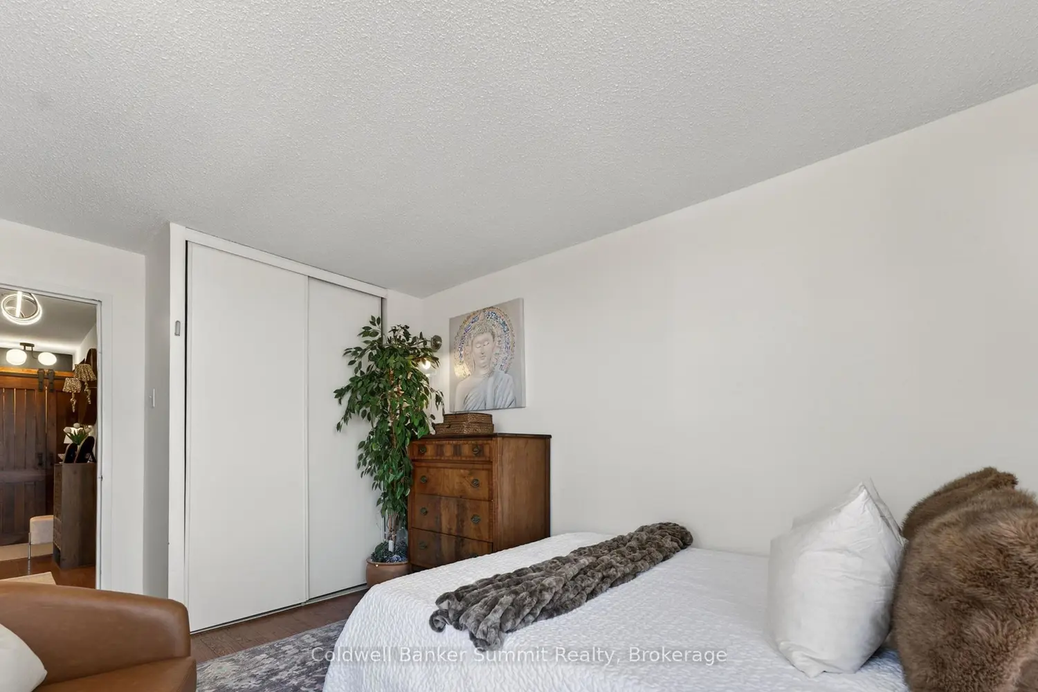 Additional image 3 of 75 Ellen Street 1004
