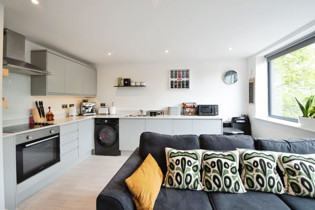 Additional image 7 of 1 bed flat for saleWillow Park, Havant PO9