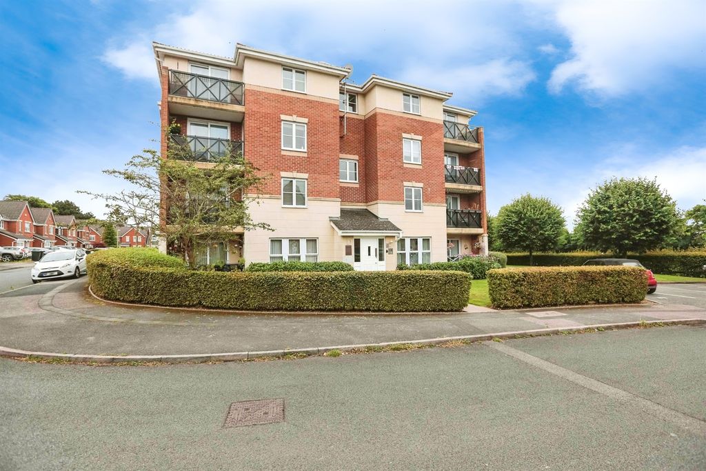 Additional image 15 of 2 bed flat for saleCavalier Drive, Halesowen B63