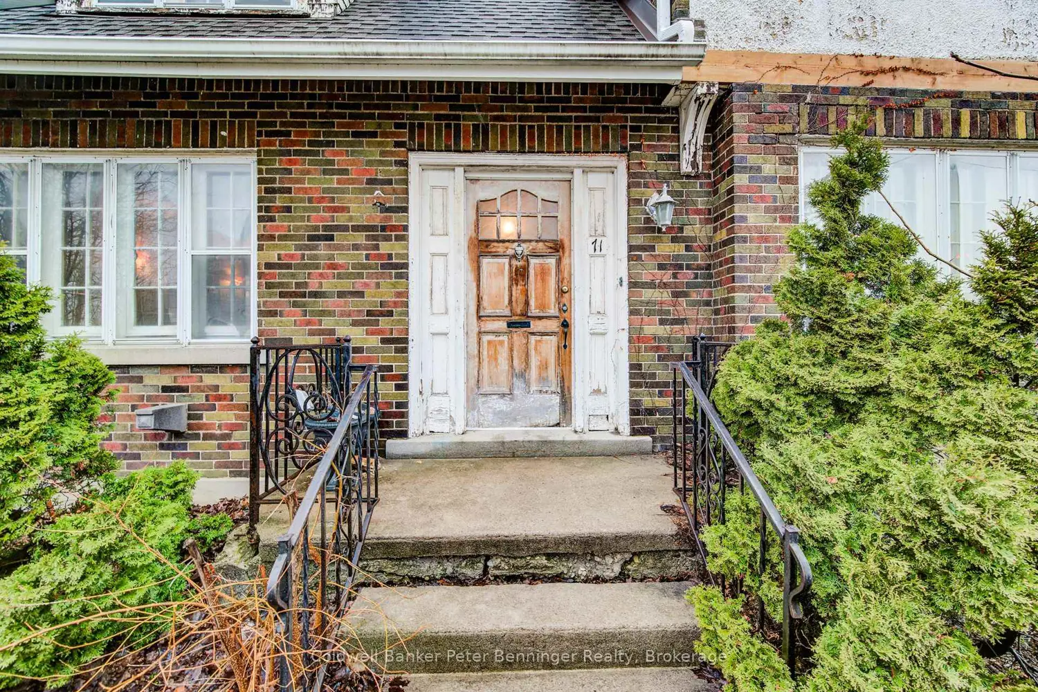 71 Margaret Avenue photo 3