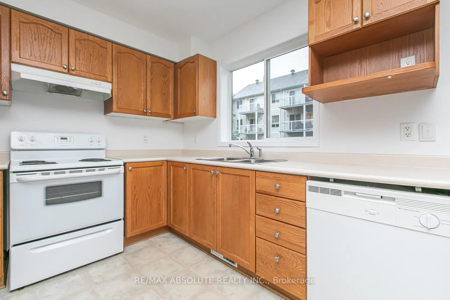 Additional image 5 of 242 Gershwin Private