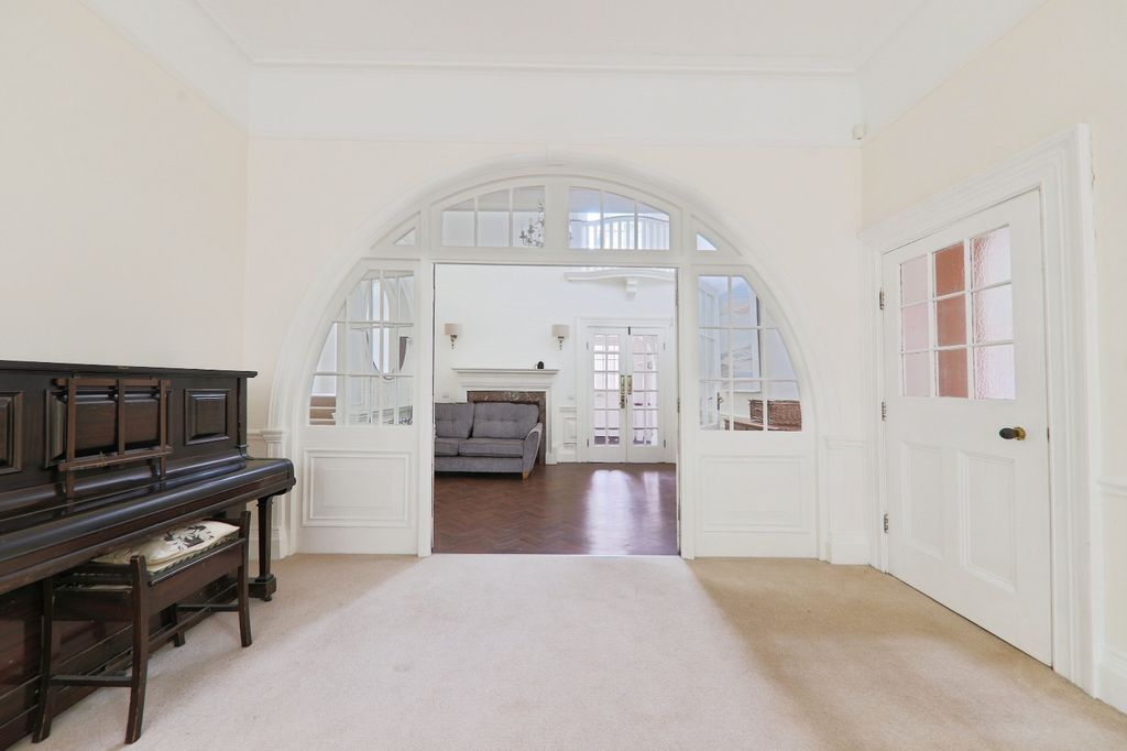 Additional image 5 of 9 bed detached house for saleFerriby Road, Hessle HU13