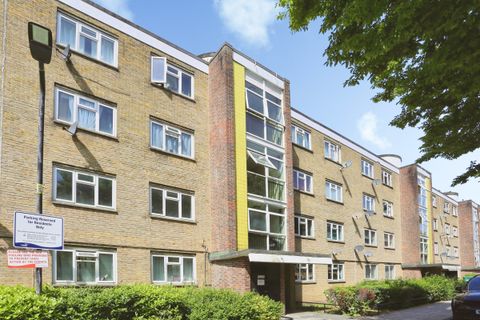 Elmworth Grove, London SE21