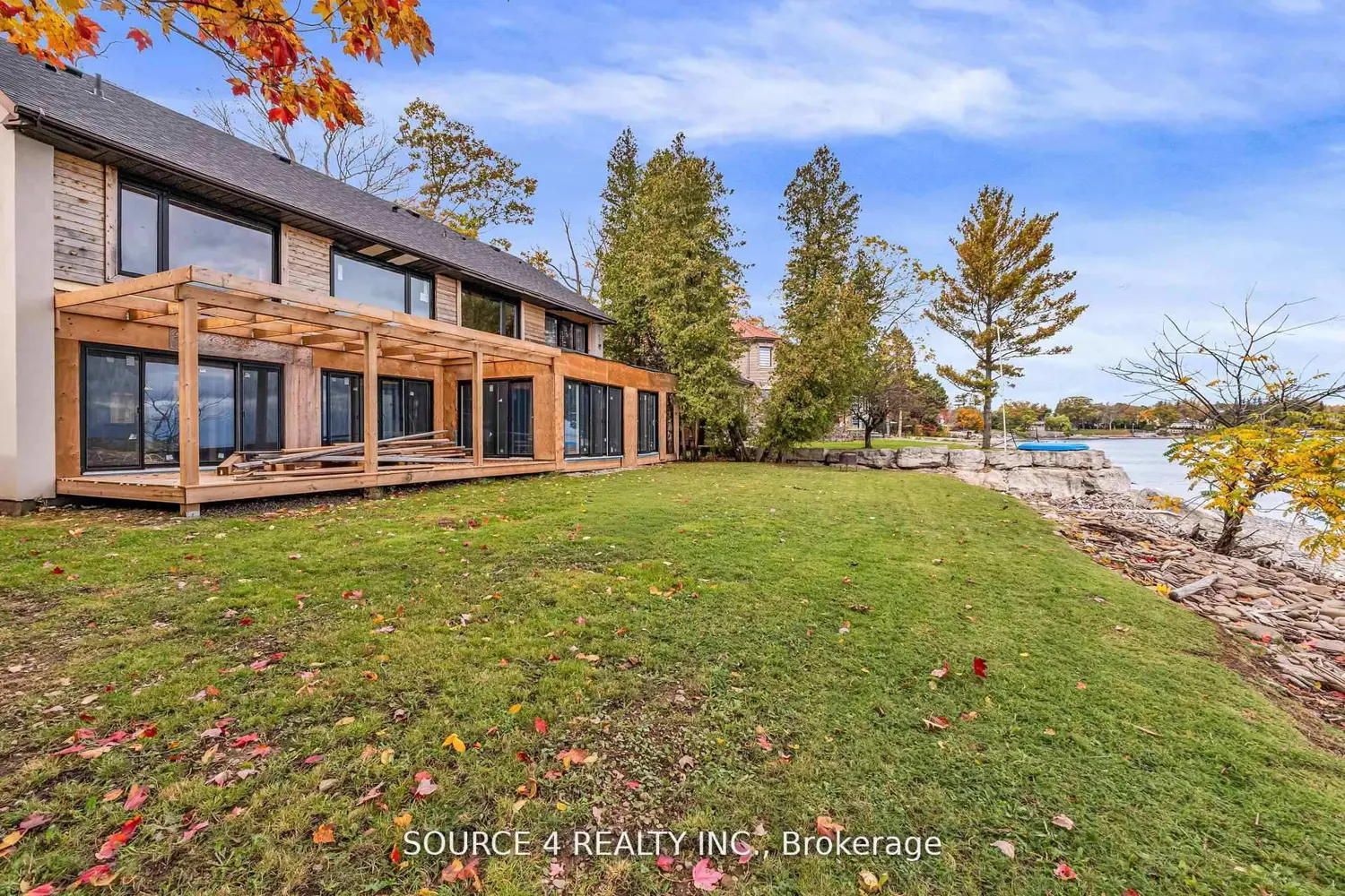Additional image 19 of 1376 Lakeshore Road
