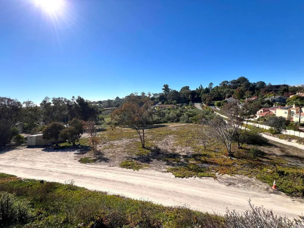 Mays Hollow Lane, Encinitas, CA 92024 photo 3