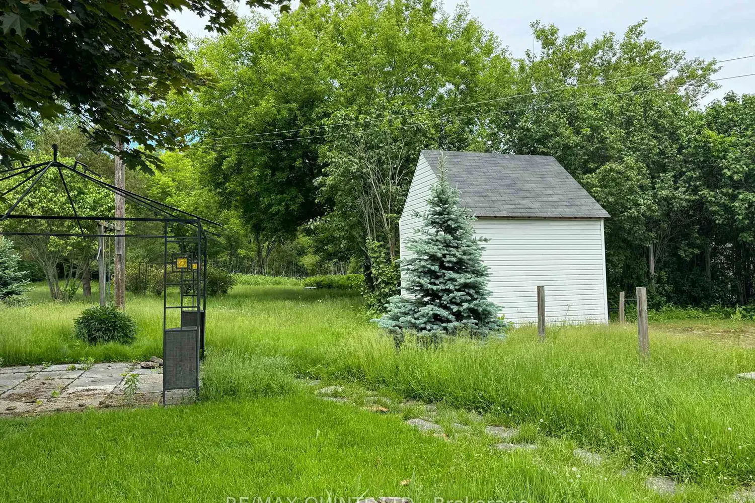 801 Old Highway 2 photo 3