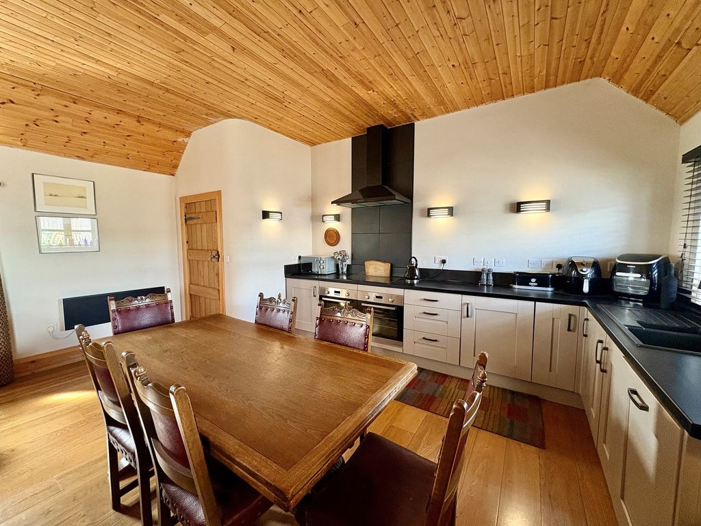 Additional image 5 of 2 bed detached bungalow for saleBrough, Thurso, Highland. KW14