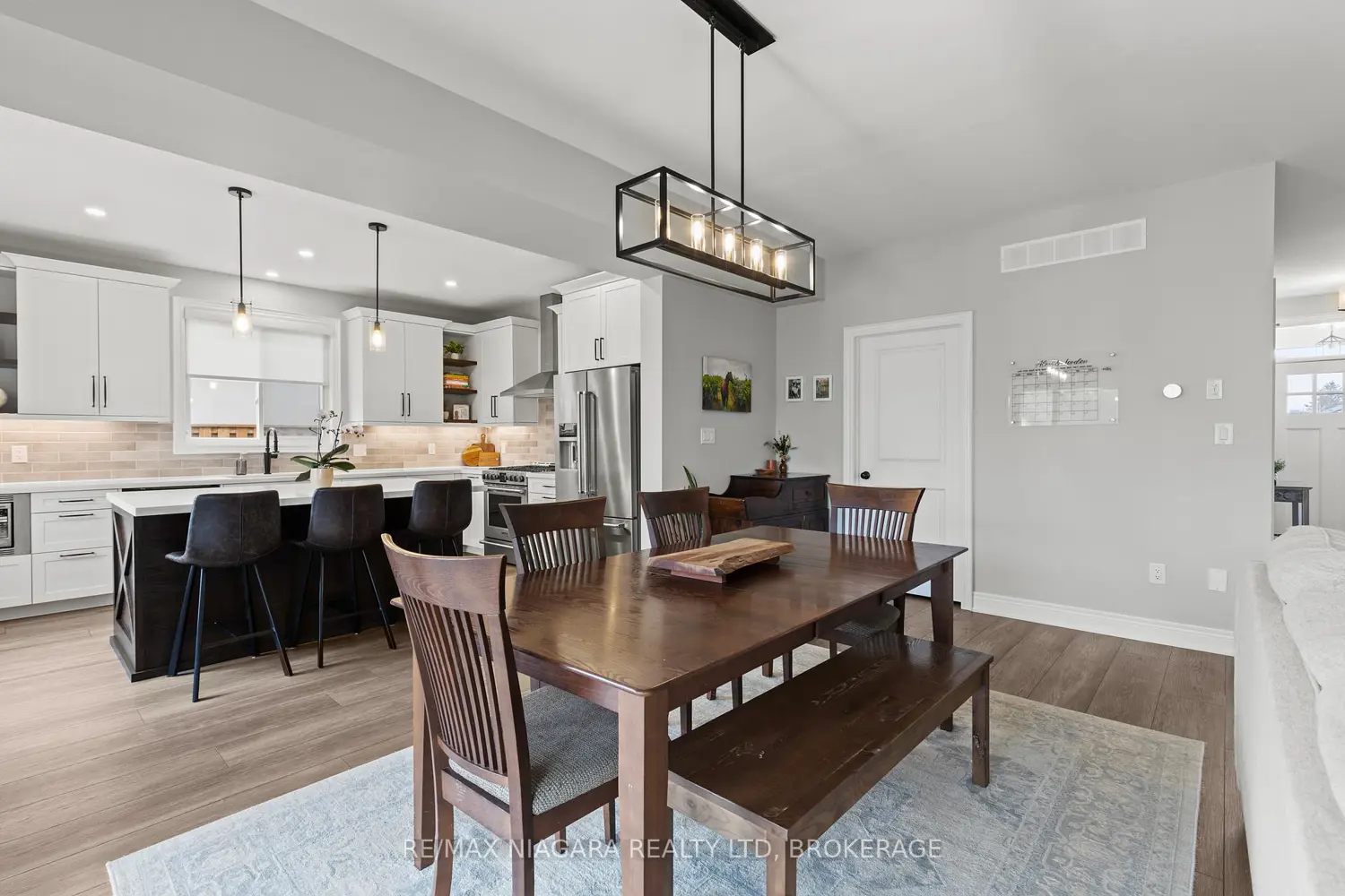 3549 Canfield Crescent