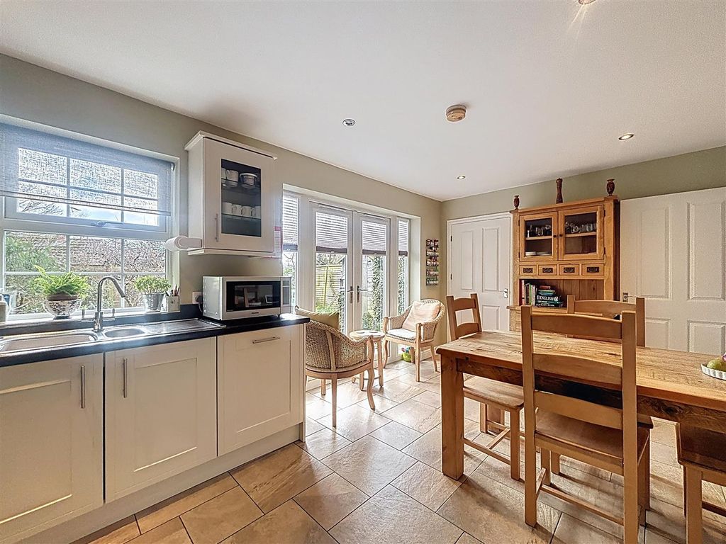 Additional image 5 of 3 bed property for saleHigh Bow, Hornsea HU18