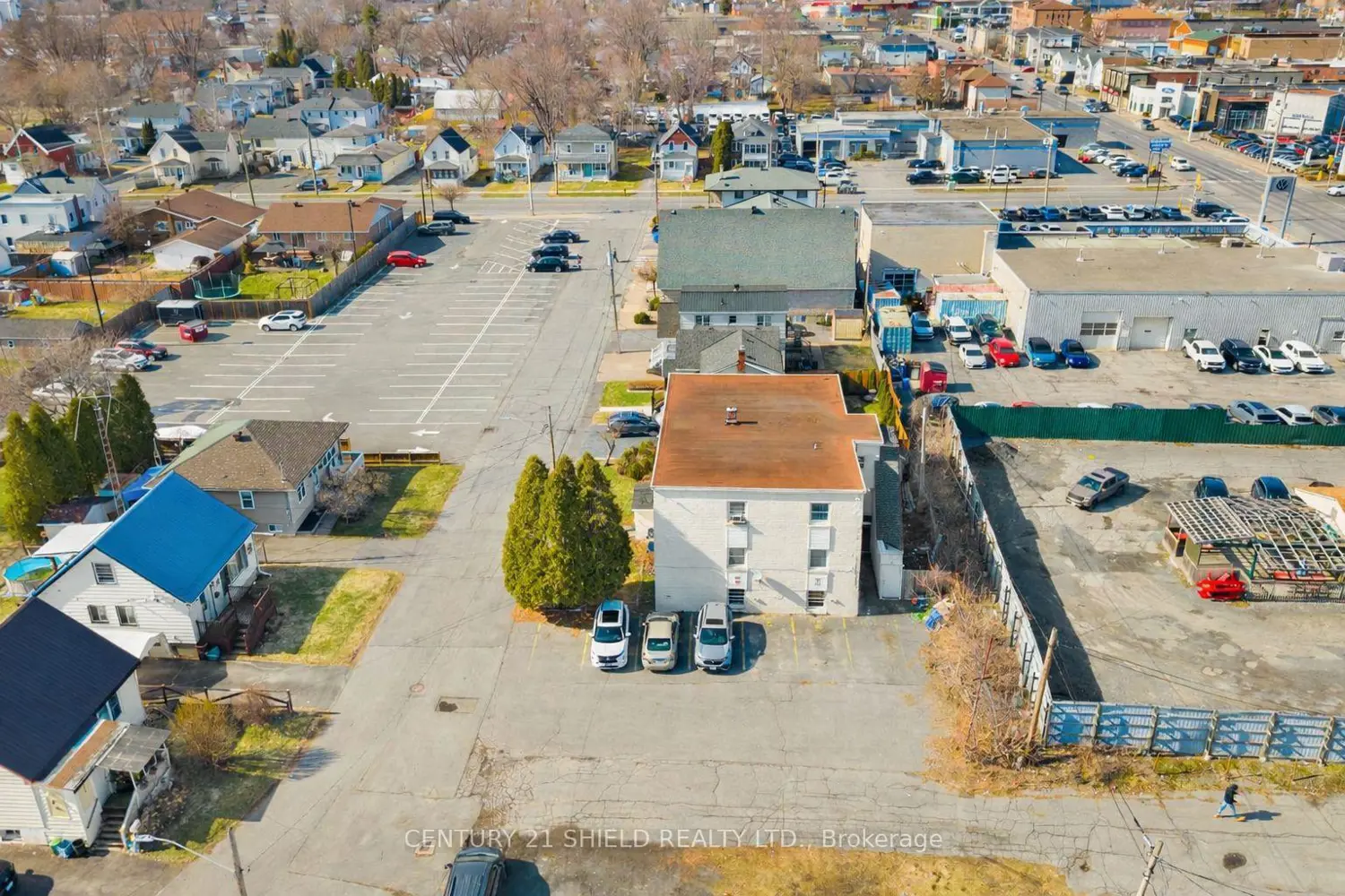 619 Ridley Avenue photo 4