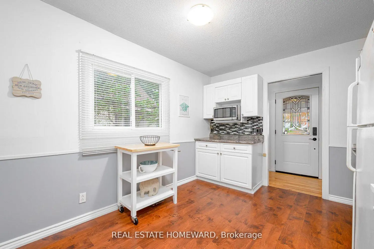 521 O'connell Road photo 4