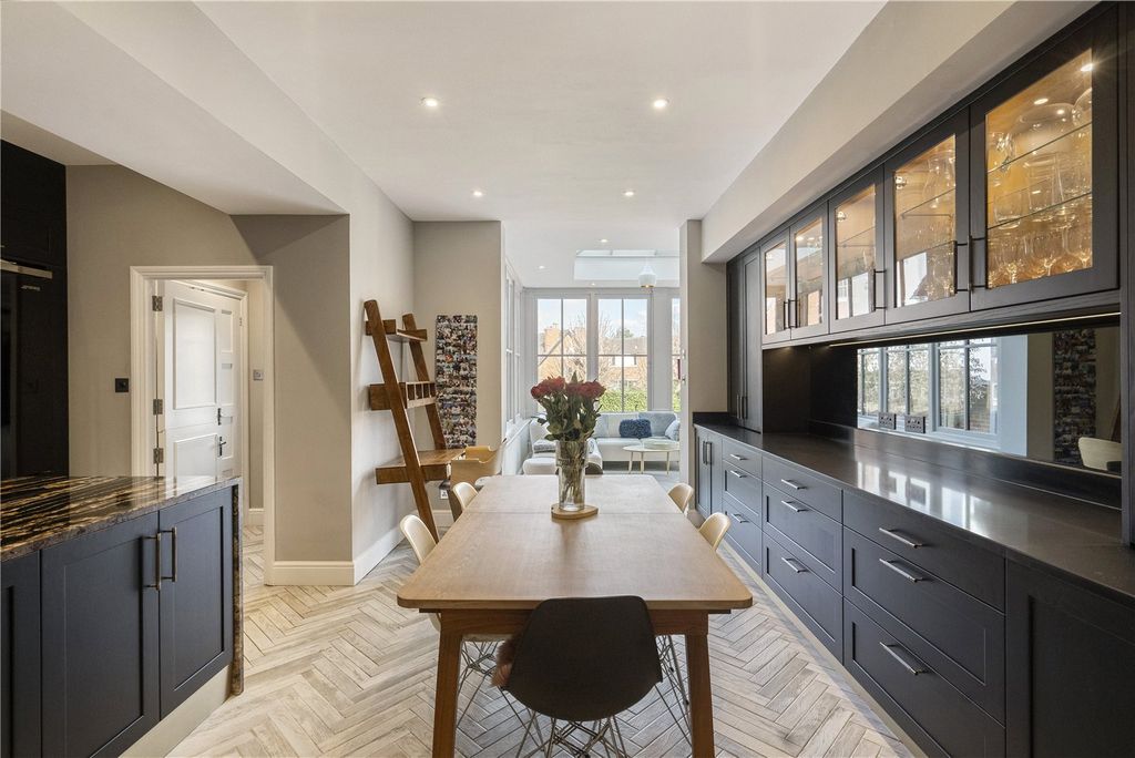 Additional image 11 of 4 bed detached house for saleSt. Andrews Road, Henley-On-Thames, Oxfordshire RG9