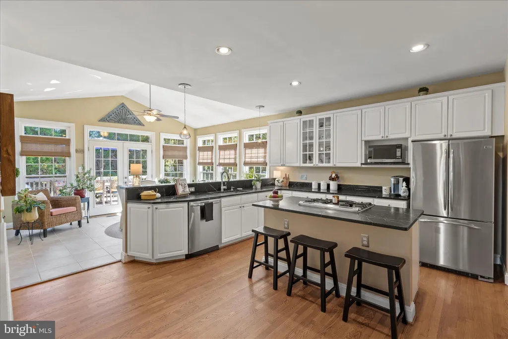 Additional image 20 of 47780 Allegheny Circle, Sterling, VA 20165
