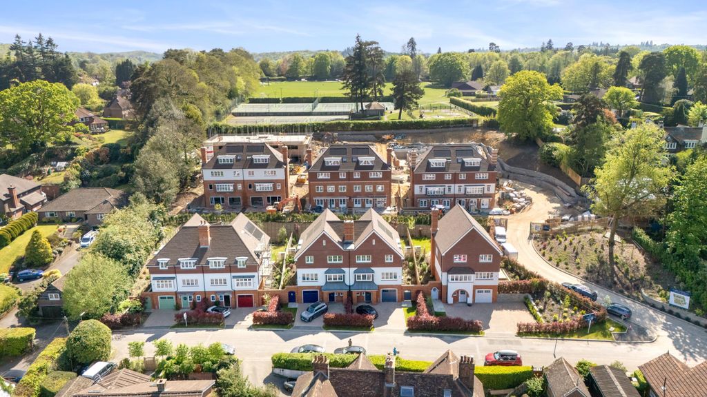 Additional image 13 of 2 bed flat for saleHaslemere Heights, Hill Road, Haslemere, Surrey GU27