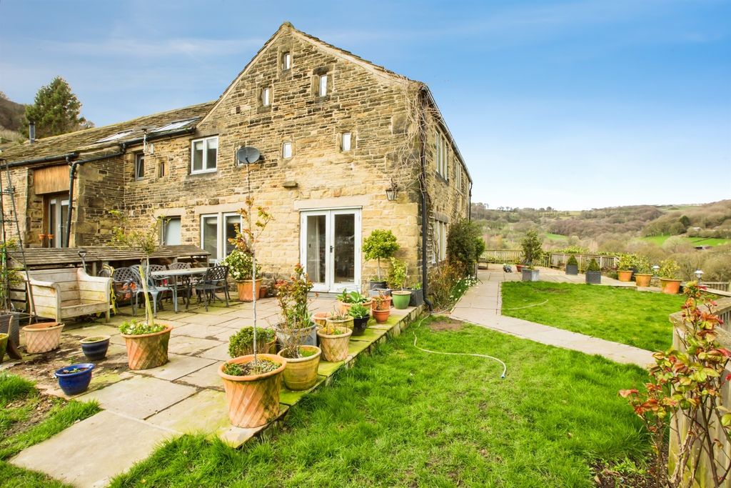 Additional image 18 of 4 bed link detached house for saleLee Lane, Halifax HX3