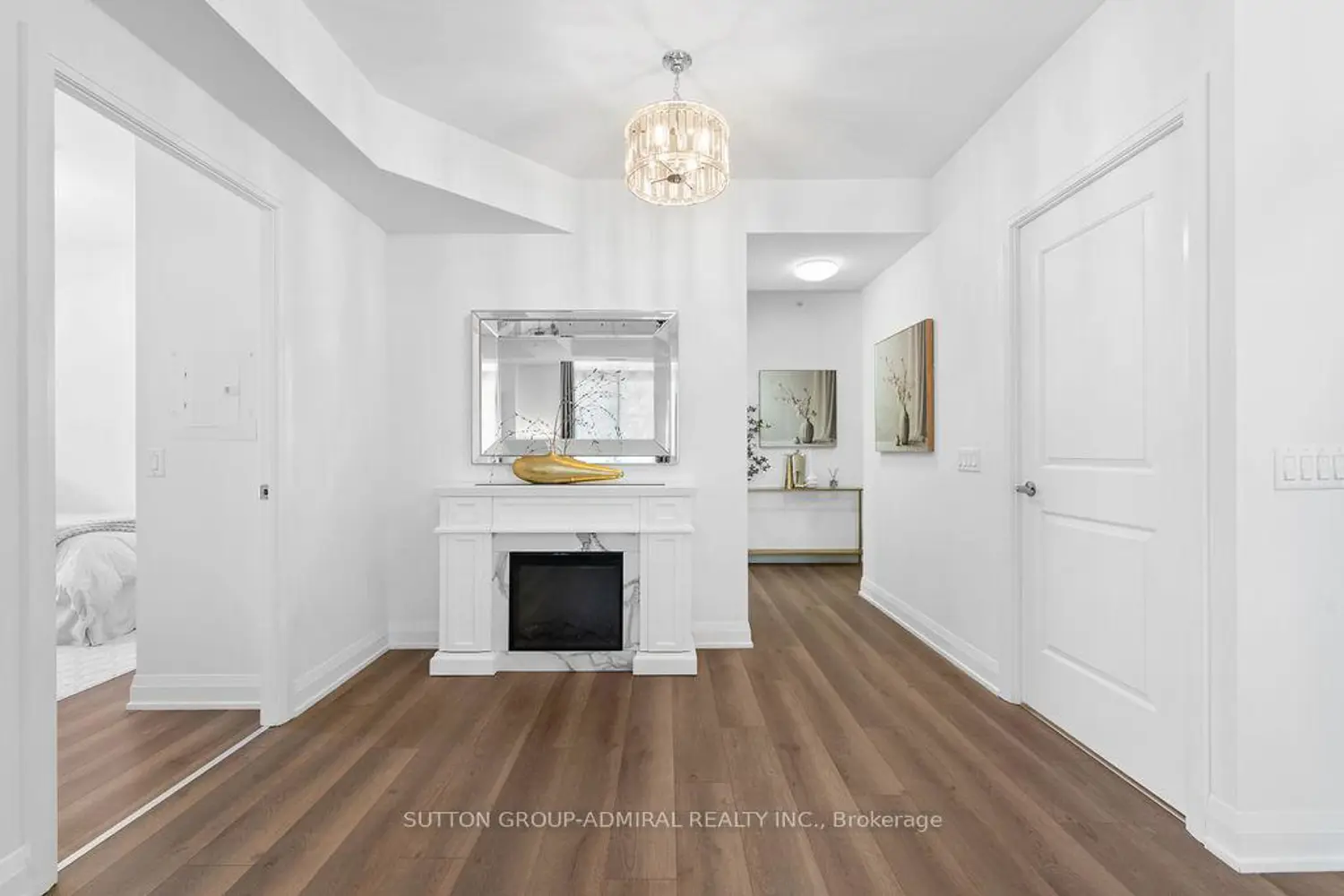 3655 Kingston Road 210 photo 2