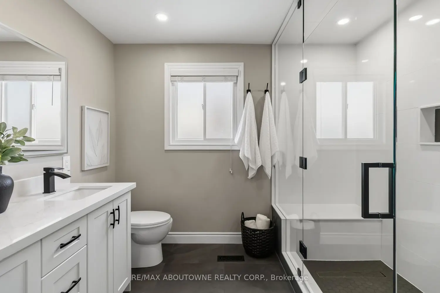Additional image 14 of 2485 Woburn Crescent