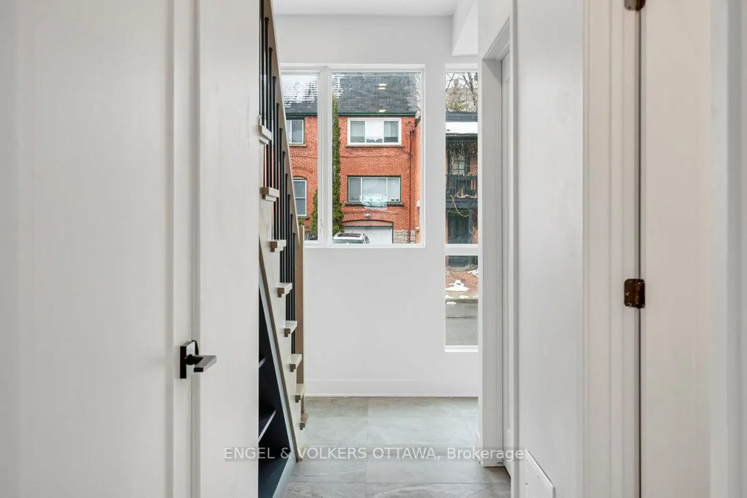 65 Parent Avenue photo 5