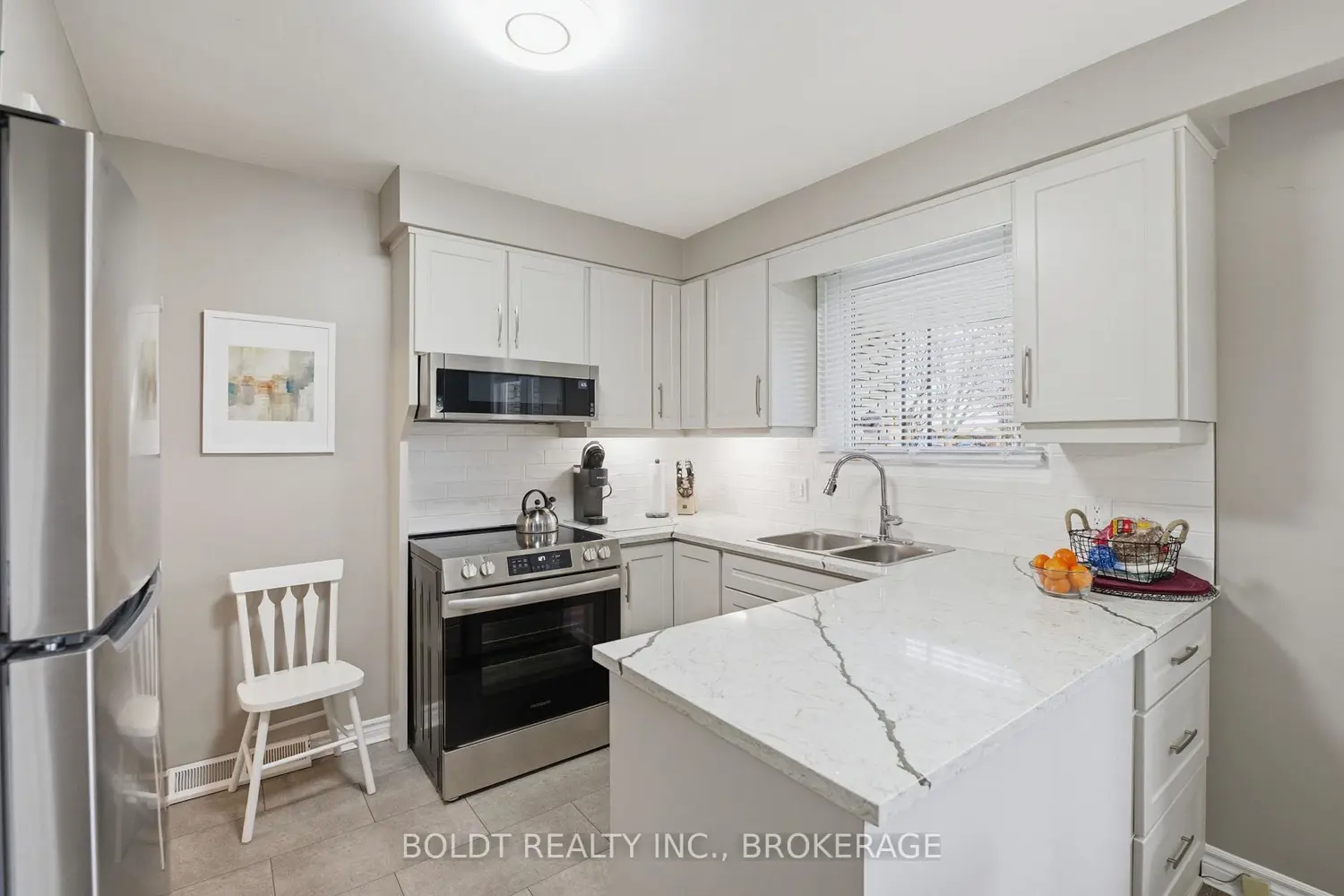 95 Prince Charles Drive photo 5