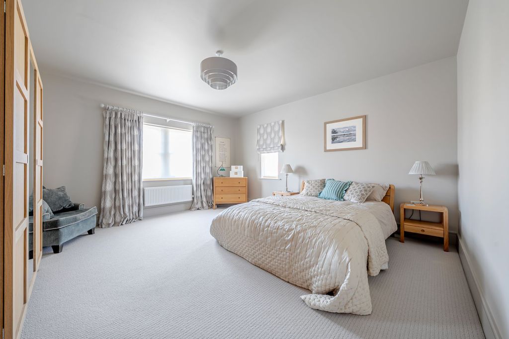 Additional image 37 of 5 bed detached house for saleSussex Avenue, Harrogate HG1