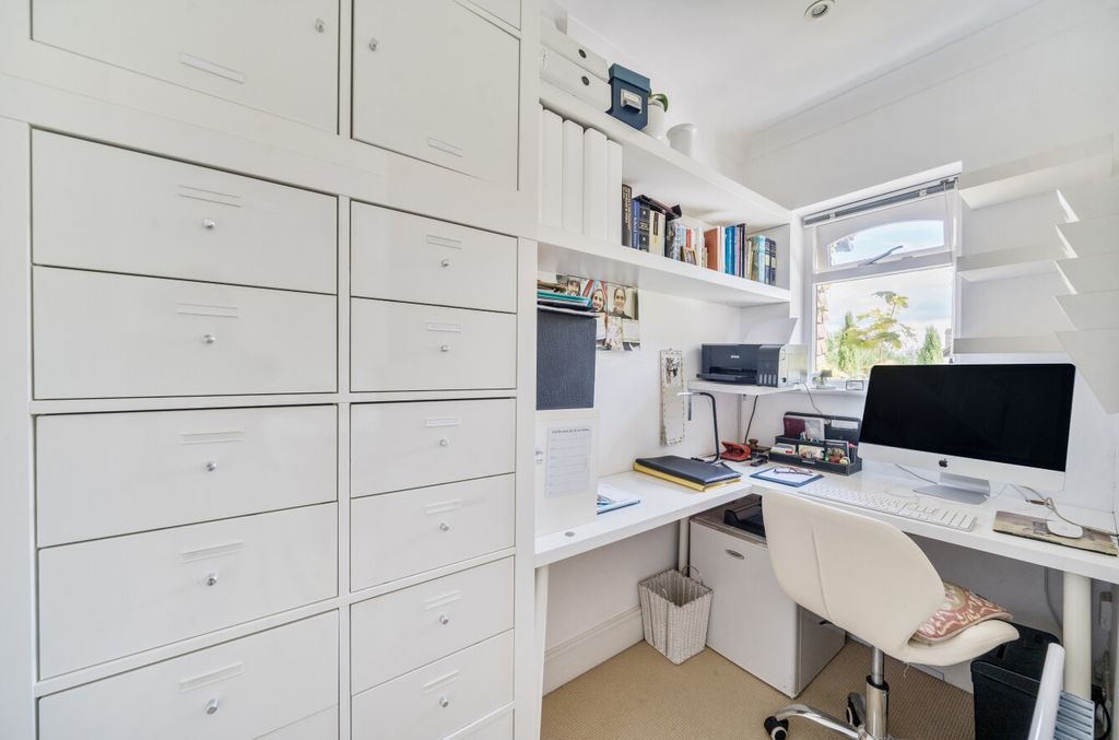 Additional image 9 of 2 bed end terrace house for saleCollege Hill, Haslemere, Surrey GU27