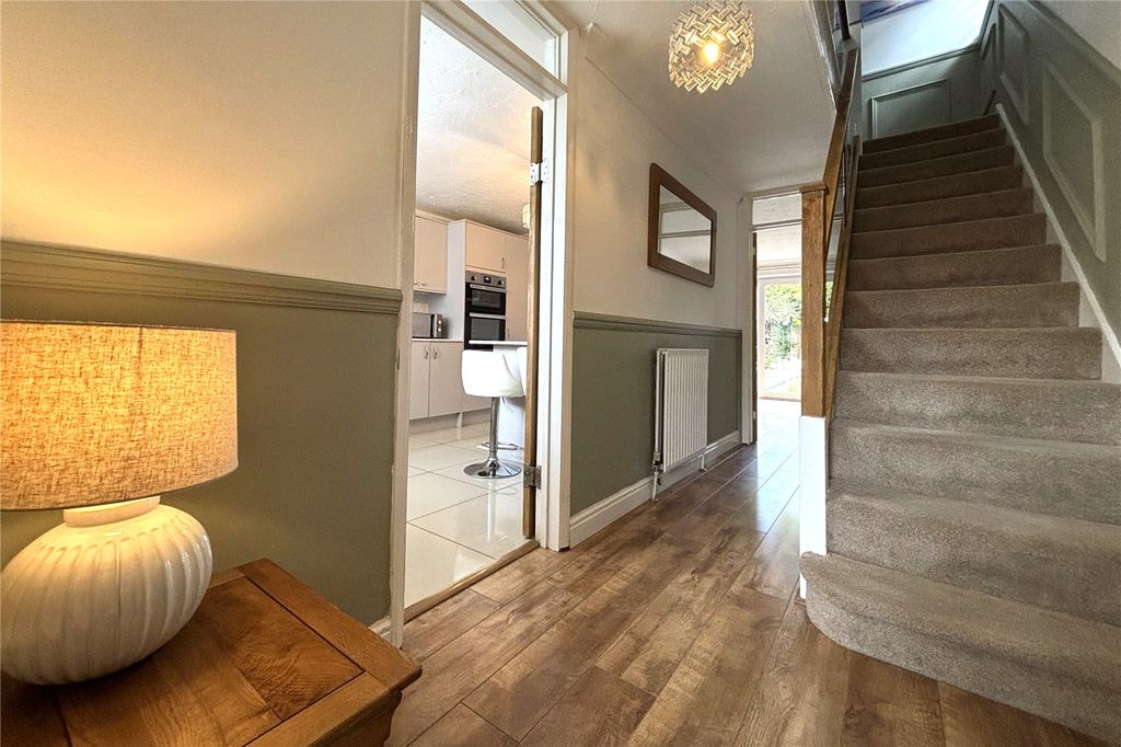Additional image 2 of 3 bed detached house for saleBramshott Drive, Hook, Hampshire RG27