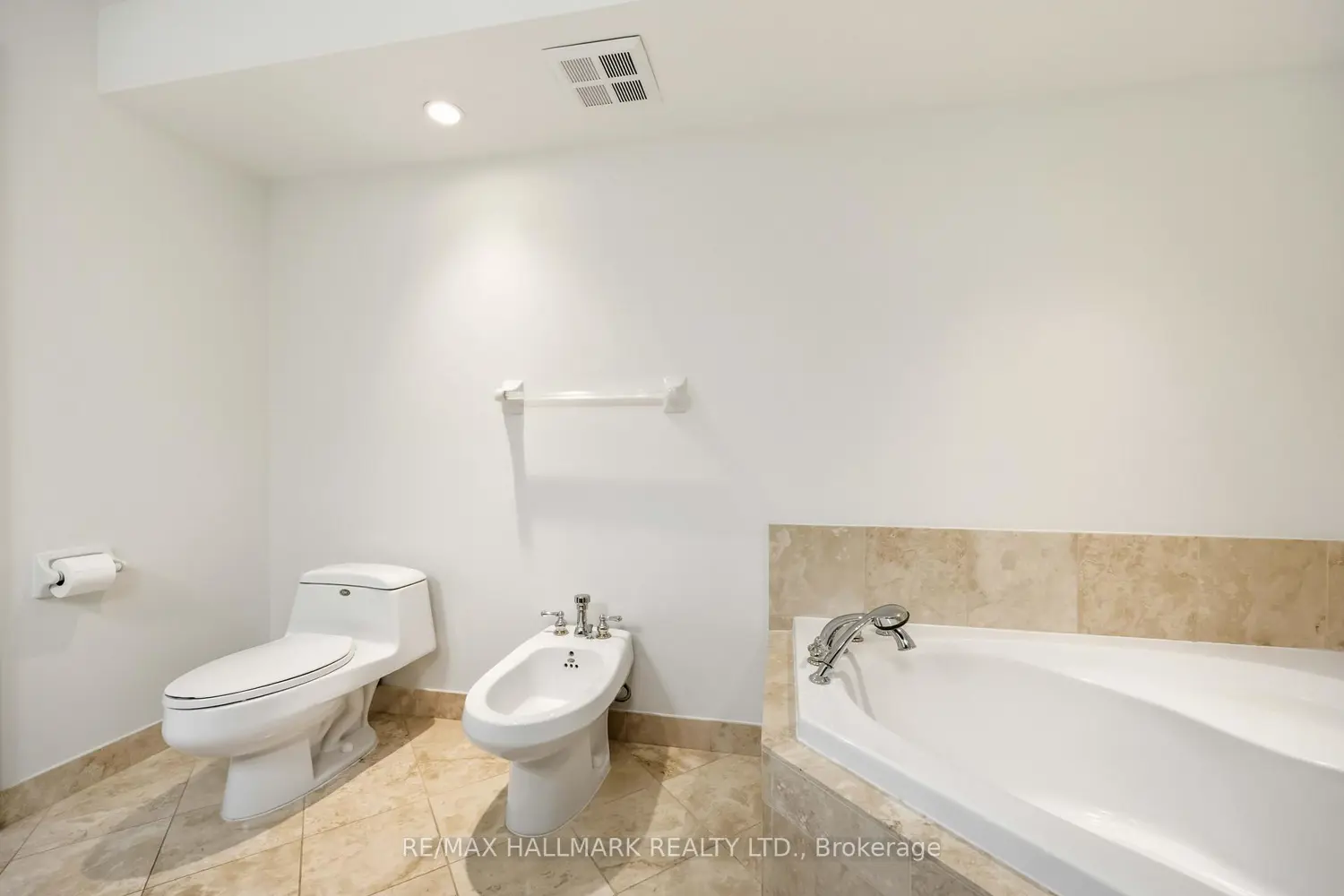 Additional image 14 of 80 Harrison Garden Boulevard 1821