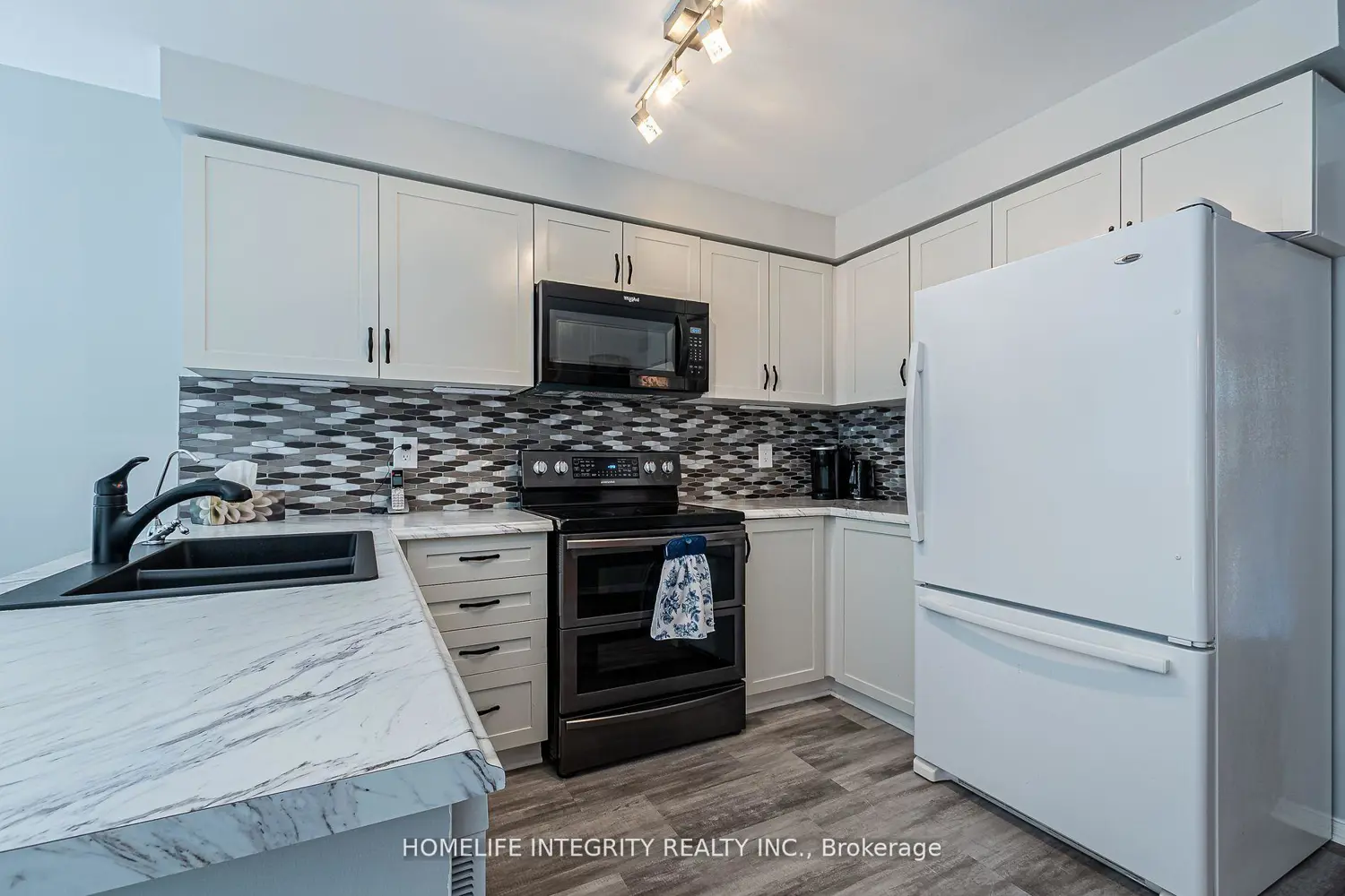Additional image 13 of 37 Brouwer Crescent