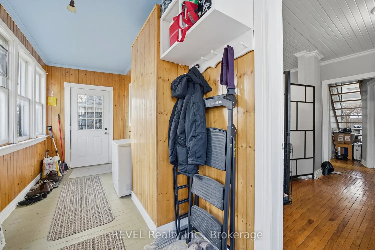 61 Patricia Street photo 4