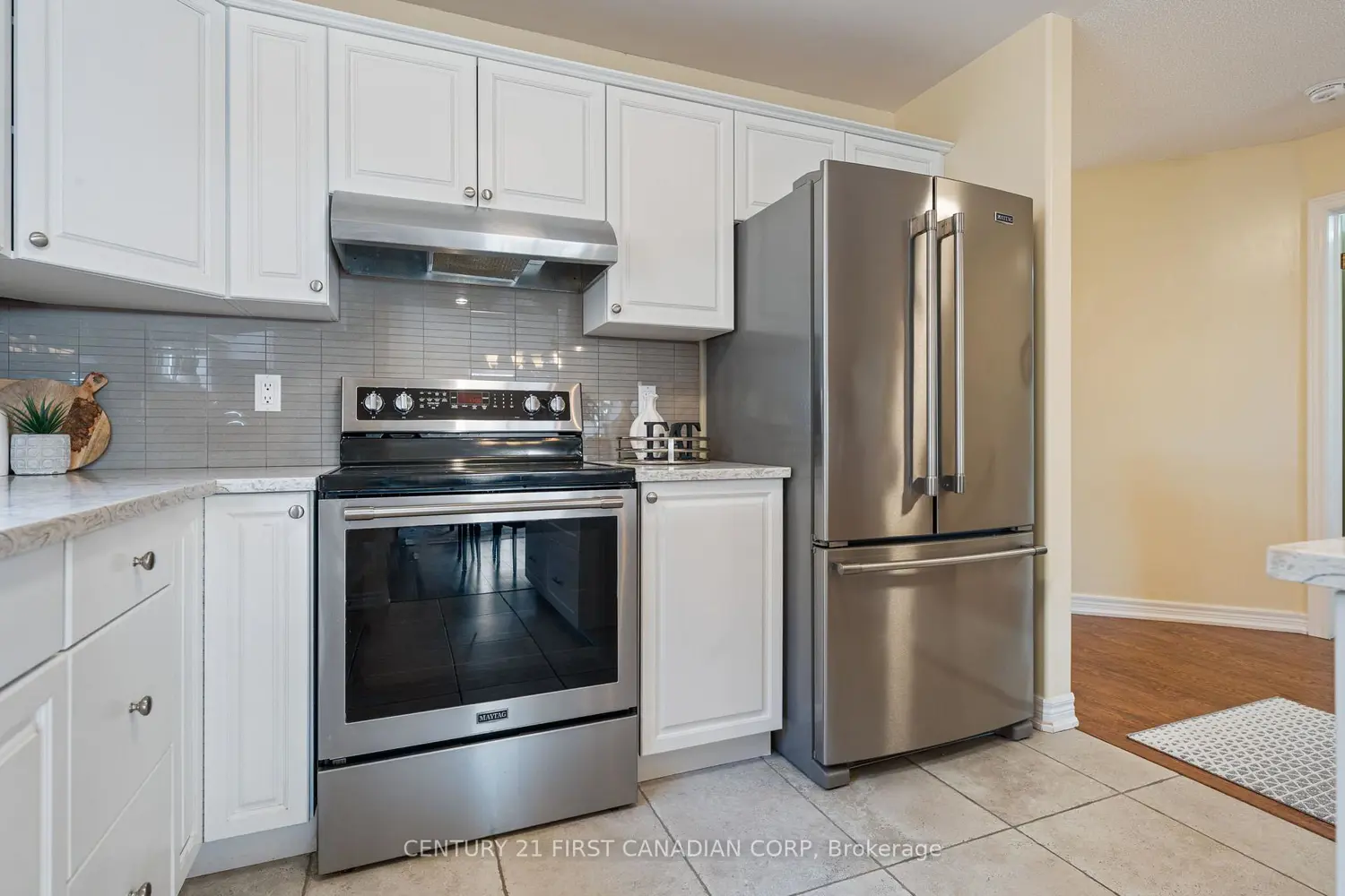 19 Somerset Drive 21 photo 4