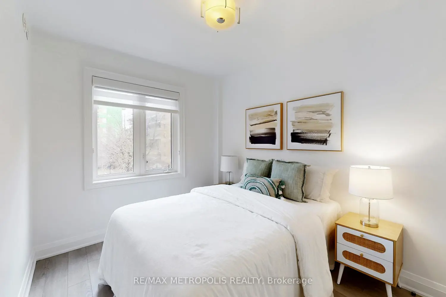 Additional image 10 of 12 Sudbury Street 404