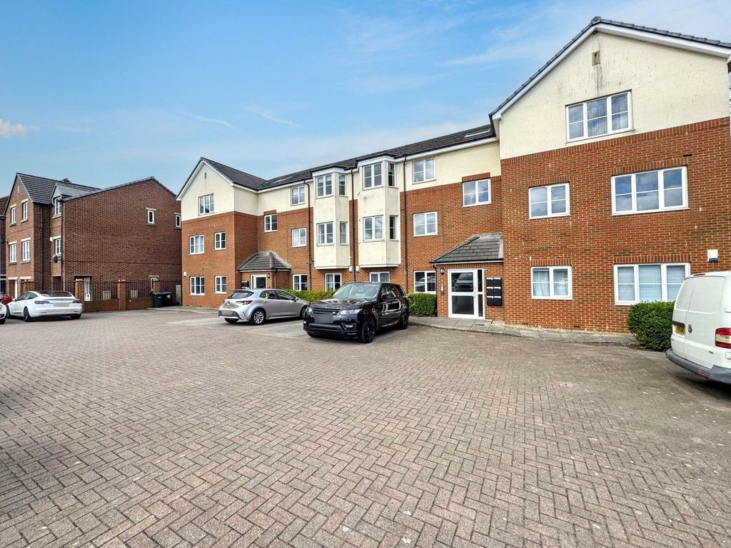 2 bed flat for saleLambton View, Rainton Gate, Houghton Le Spring DH4 photo 2