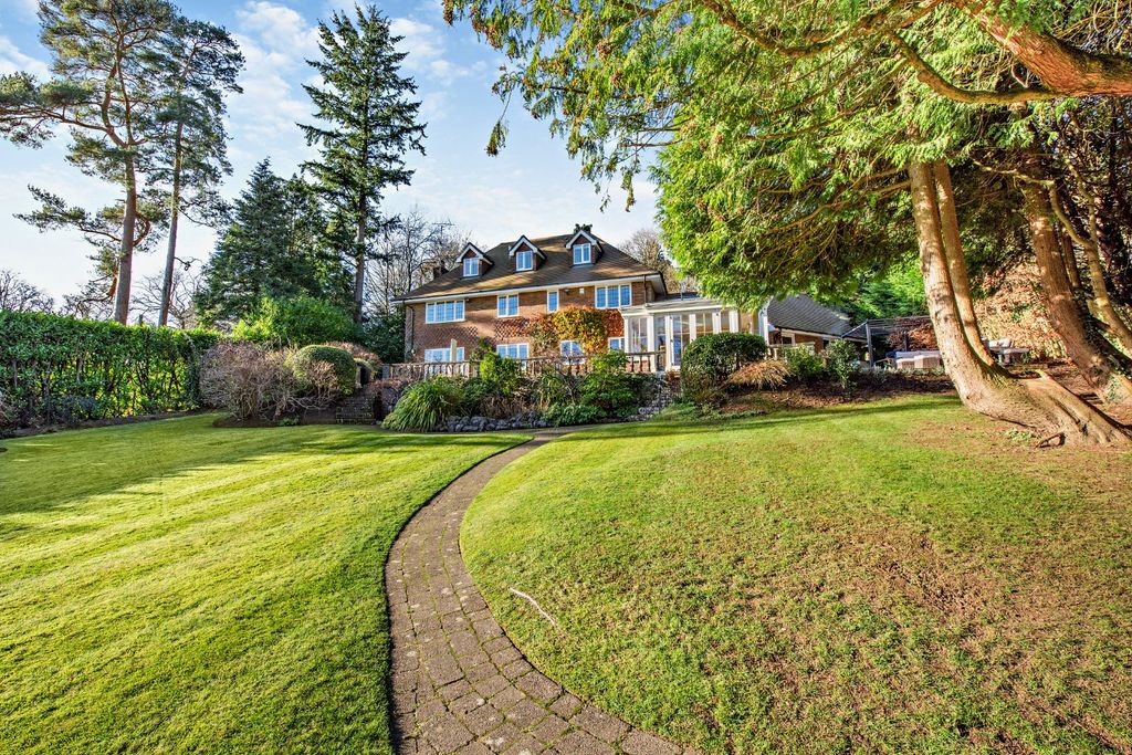 Additional image 9 of 5 bed detached house for saleFarnham Lane, Haslemere, Surrey GU27