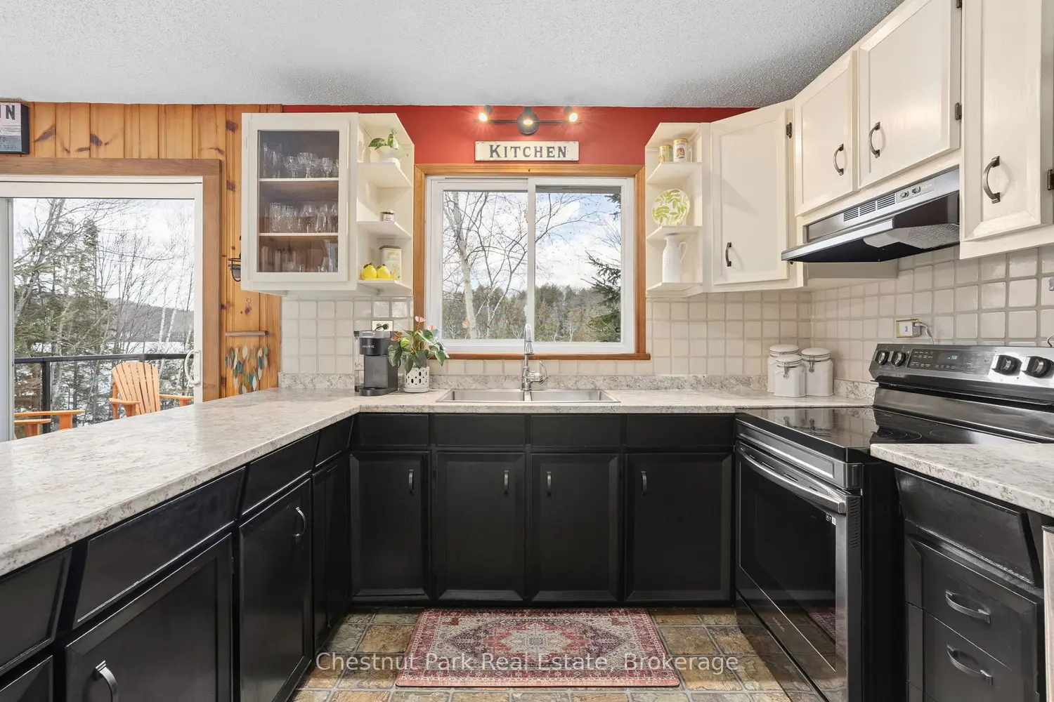 527 Harp Lake Road photo 4
