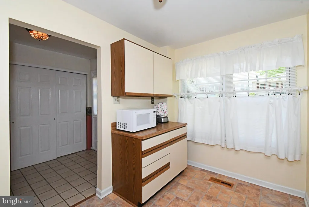 Additional image 7 of 331 Ivanhoe Court, Langhorne, PA 19047