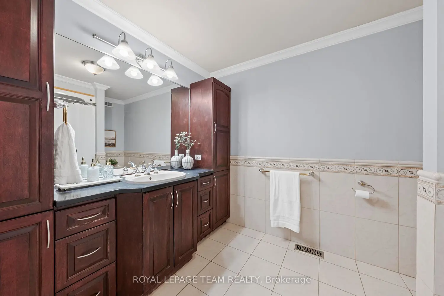 Additional image 10 of 5440 Wadell Court