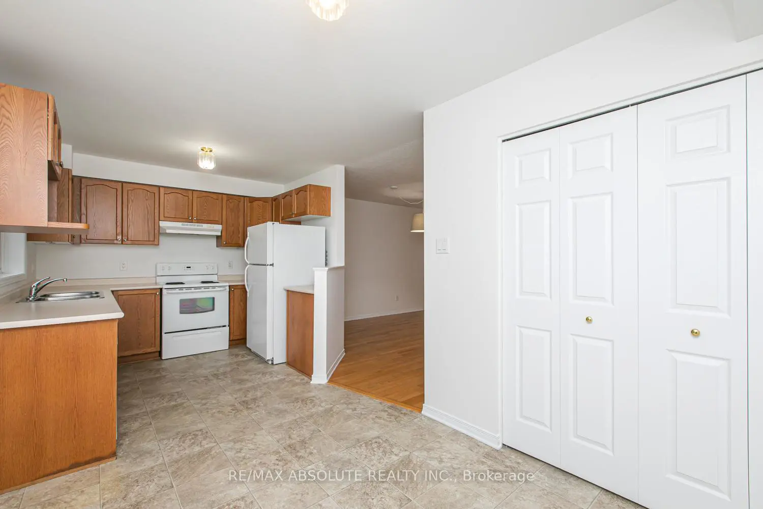 Additional image 10 of 246 Gershwin Private