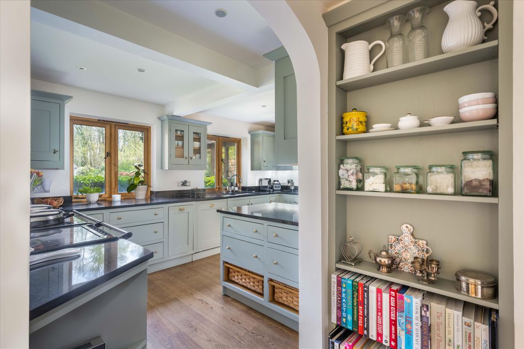 Additional image 31 of 6 bed detached house for saleLinchmere Ridge, Haslemere, Surrey GU27
