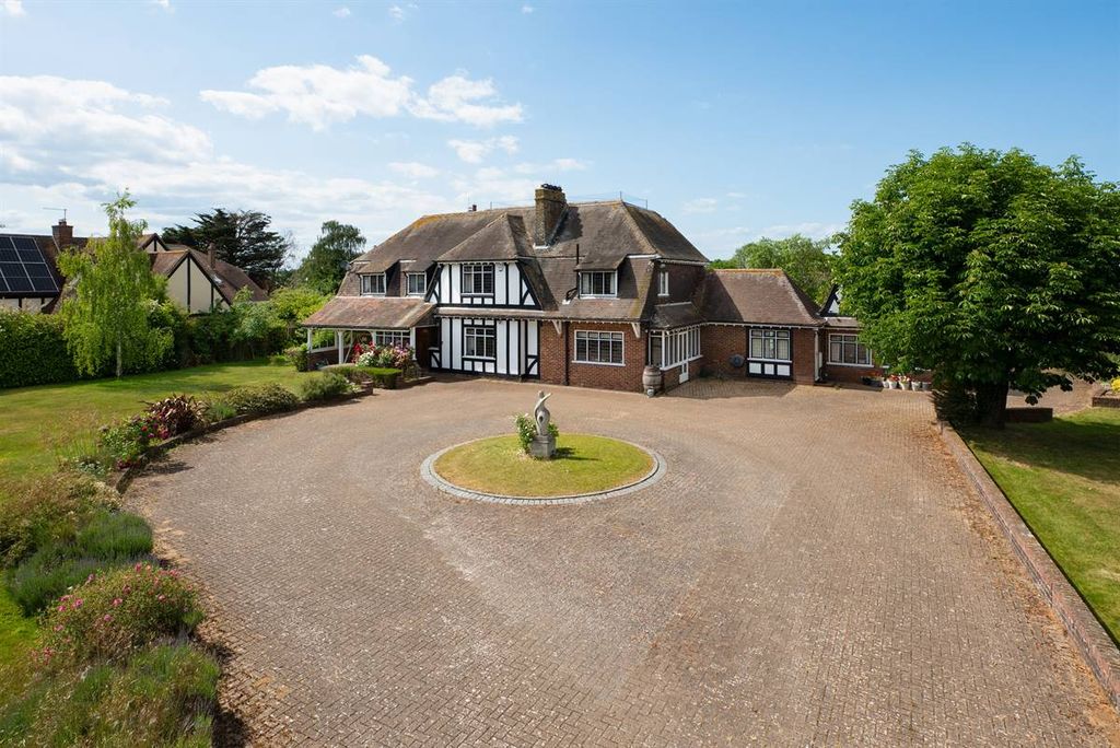 Additional image 5 of 6 bed detached house for saleRidgeway Road, Herne Bay CT6