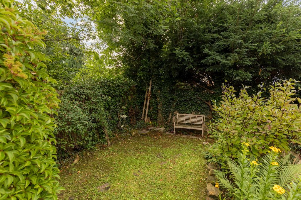 Additional image 20 of 2 bed detached house for saleHigh Street, Hartfield TN7