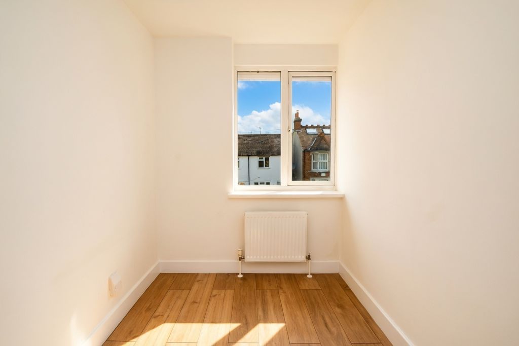 Additional image 12 of 3 bed flat for saleRye Road, Hoddesdon EN11