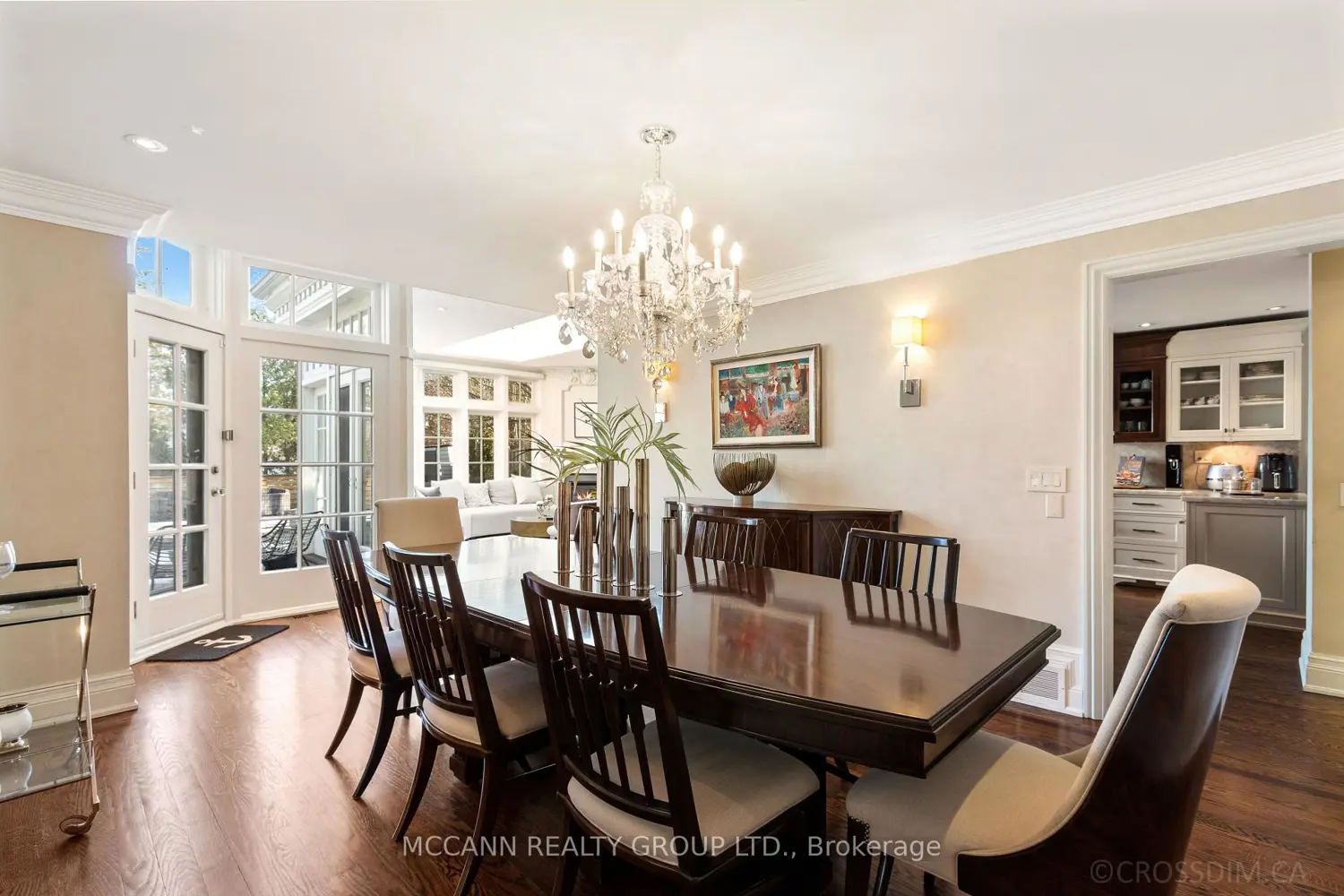 27 Strathgowan Crescent photo 3