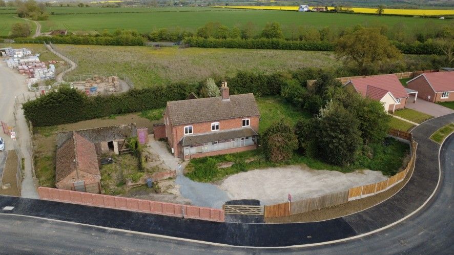 4 bed detached house for saleBriar Farmhouse, Wellington Avenue, Harleston, Norfolk IP20